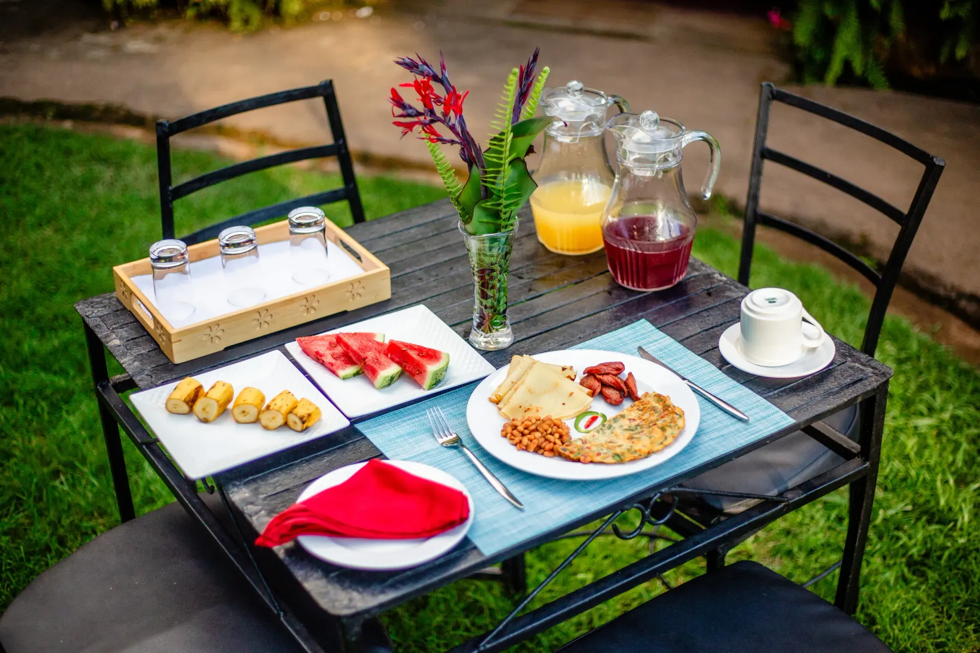 A garden meal at Mullers — fresh produce from the lodge garden plated for the table